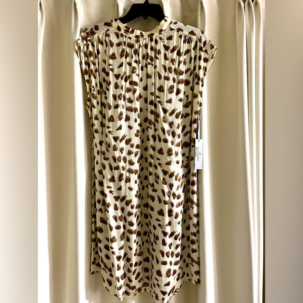Sundays Mercantile 
Animal print ‘Bowie dress’
Sz 0 FITS LIKE A SIZE 8
